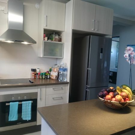 Lifestyle Apartments 哈博罗内 外观 照片