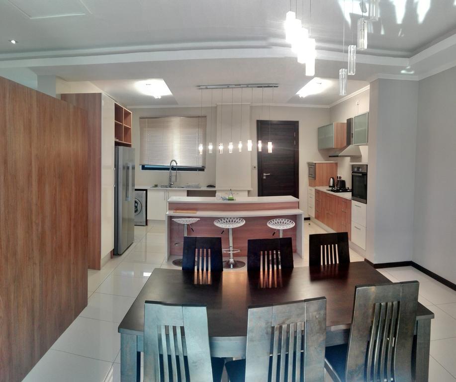 Lifestyle Apartments 哈博罗内 外观 照片