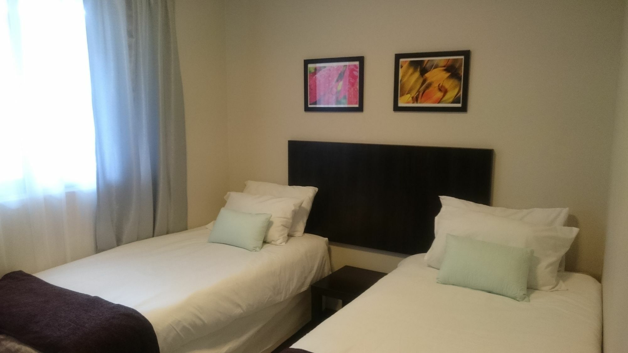 Lifestyle Apartments 哈博罗内 外观 照片